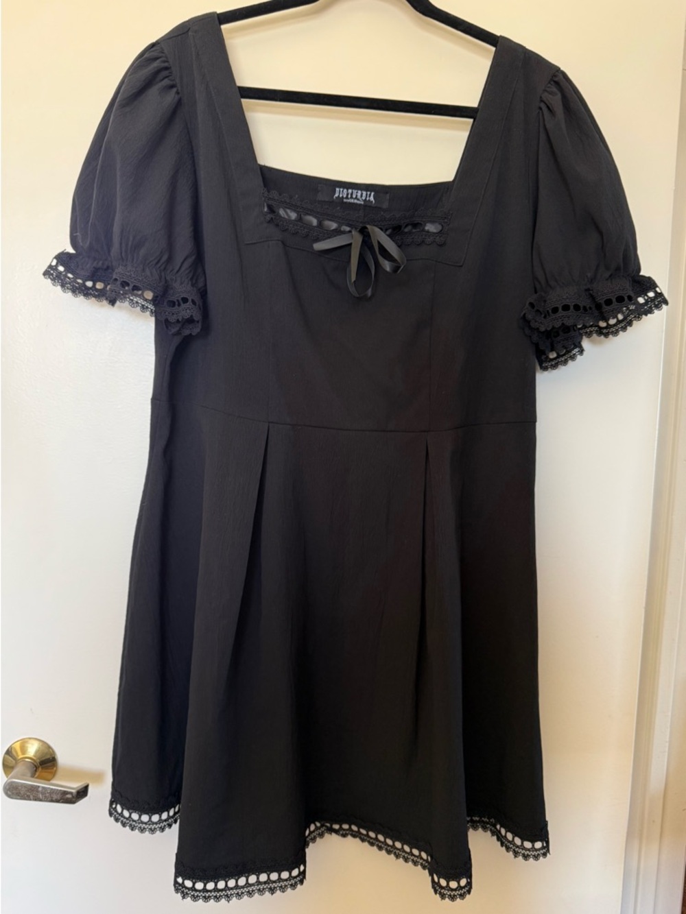 Disturbia Black Short Puff Sleeve Mini Dress in Size 14 EUC